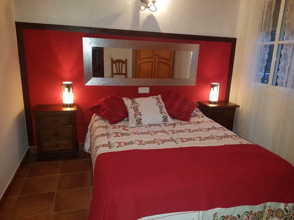 Chalet La Huerta 2 Amplios Jardines Barbacoa Y Wifi كونيل ذي لا فرونتيرا المظهر الخارجي الصورة